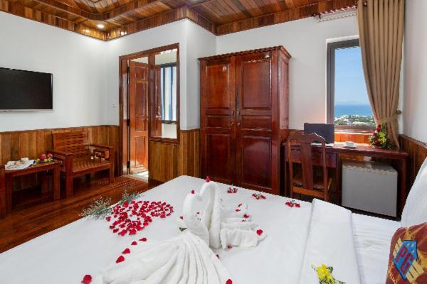 Hotel Khach San Pham Gia Da Nang Esterno foto